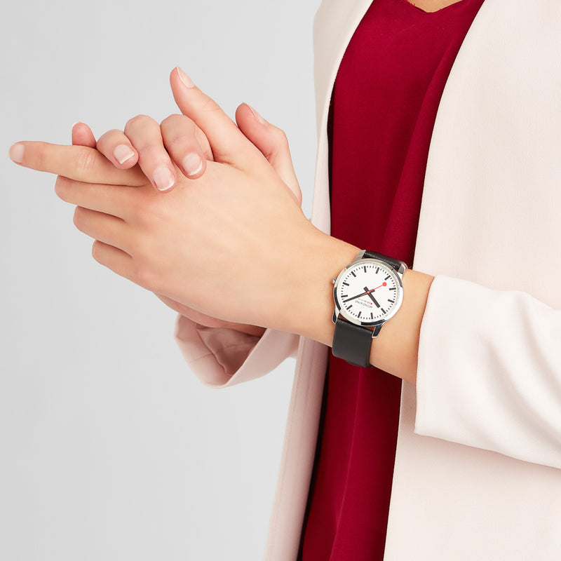 SIMPLY ELEGANT, 36 MM.