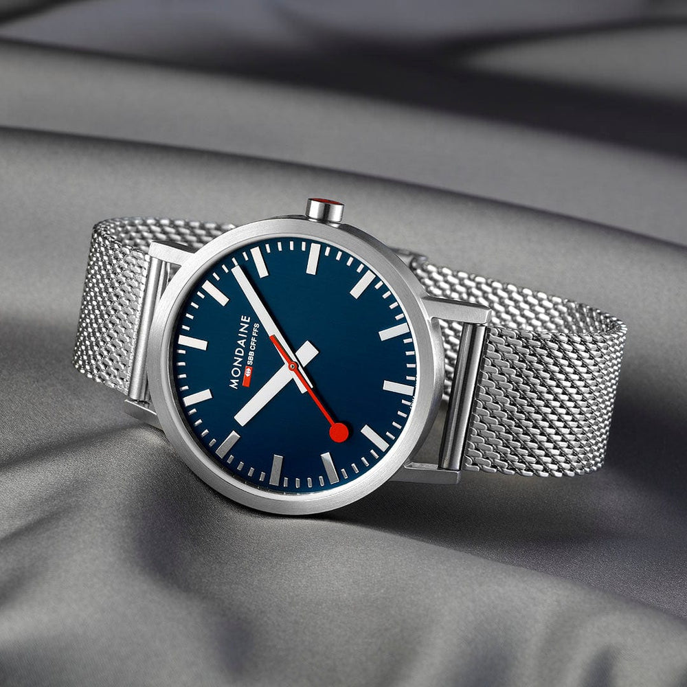 Relojes mondaine historia hotsell