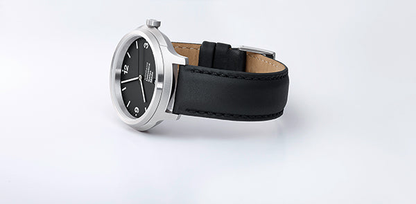 HELVÉTICA, 43 MM.