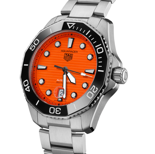 AQUARACER PROFESSIONAL 300 Orange Diver